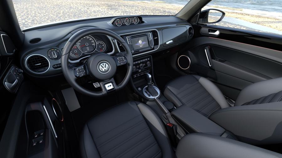 Торпедо Volkswagen Beetle R-Line 2016 года  (фото 12 из 22)